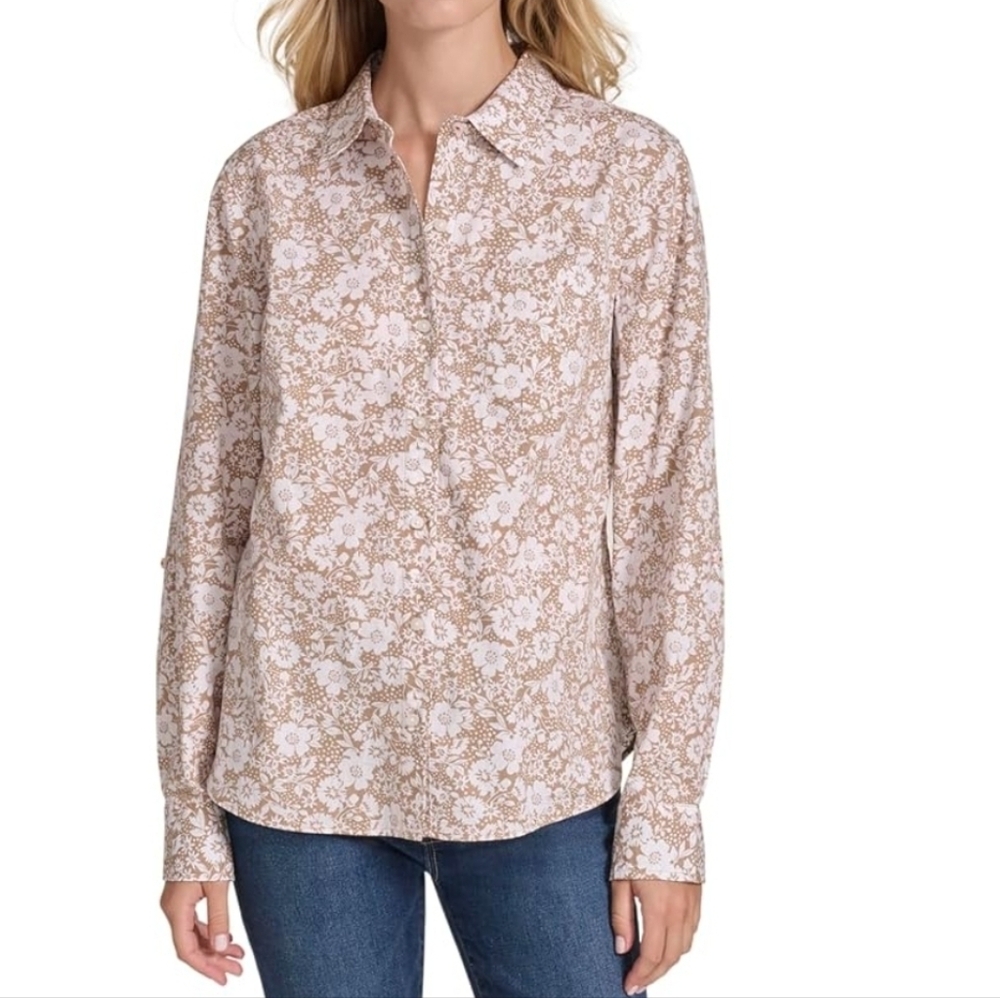 This Nautica Jeans Women's Long Sleeve Button Up Roll Tab Shirt is a Long sleeve